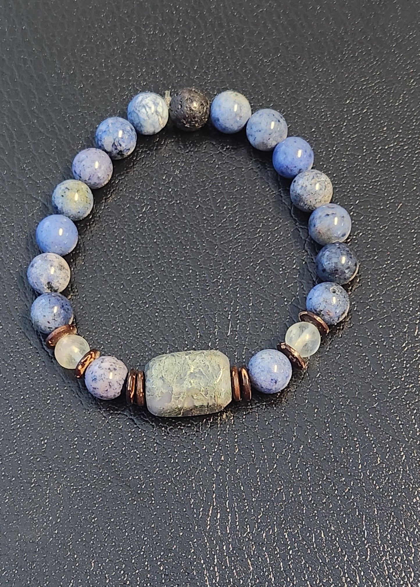 Dumortierite & coconut wood bracelet