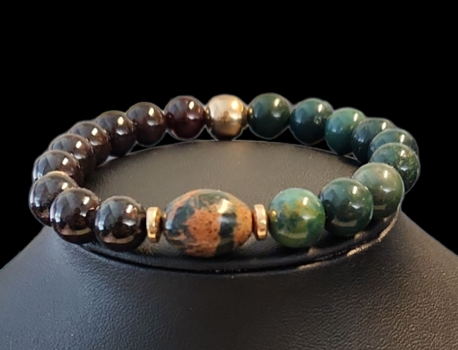 Garnet and bloodstone bracelet