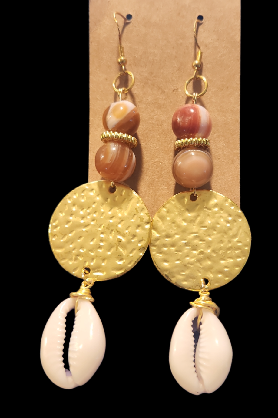 Carnelian & cowrie shells