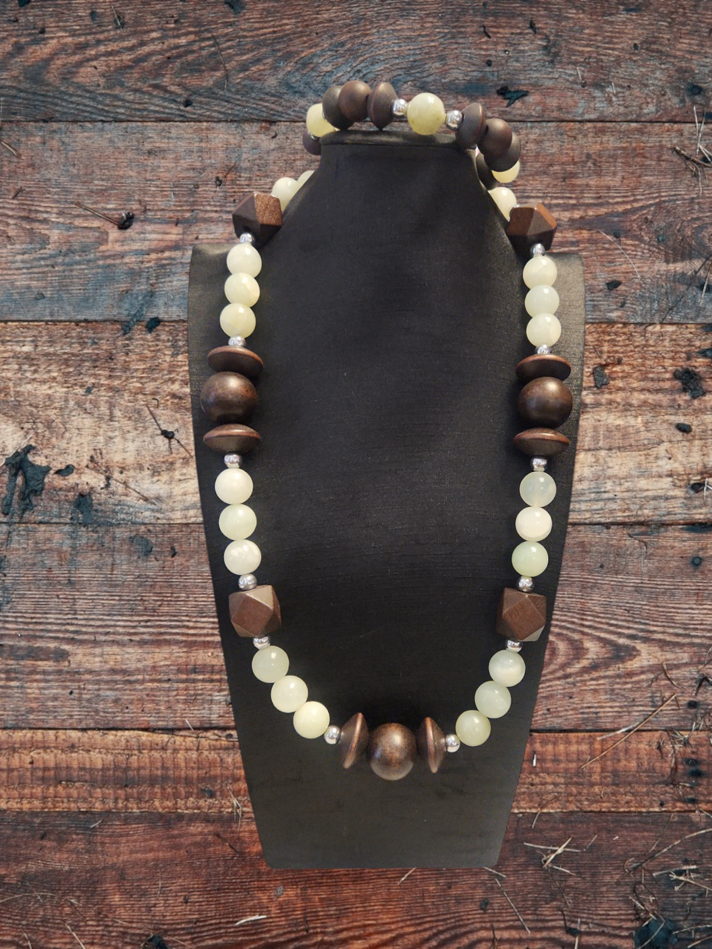 New Jade and Wood Necklace set