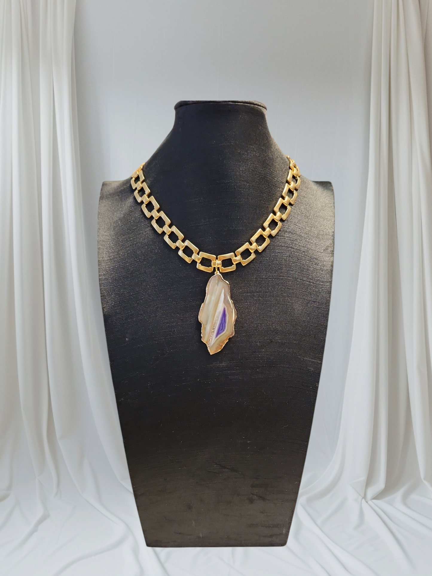 Agate Choker Necklace