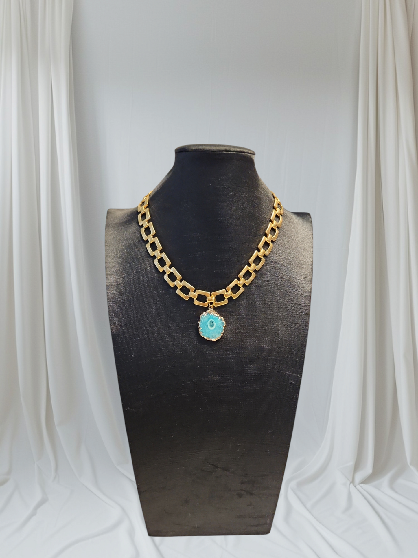 Agate Choker Necklace