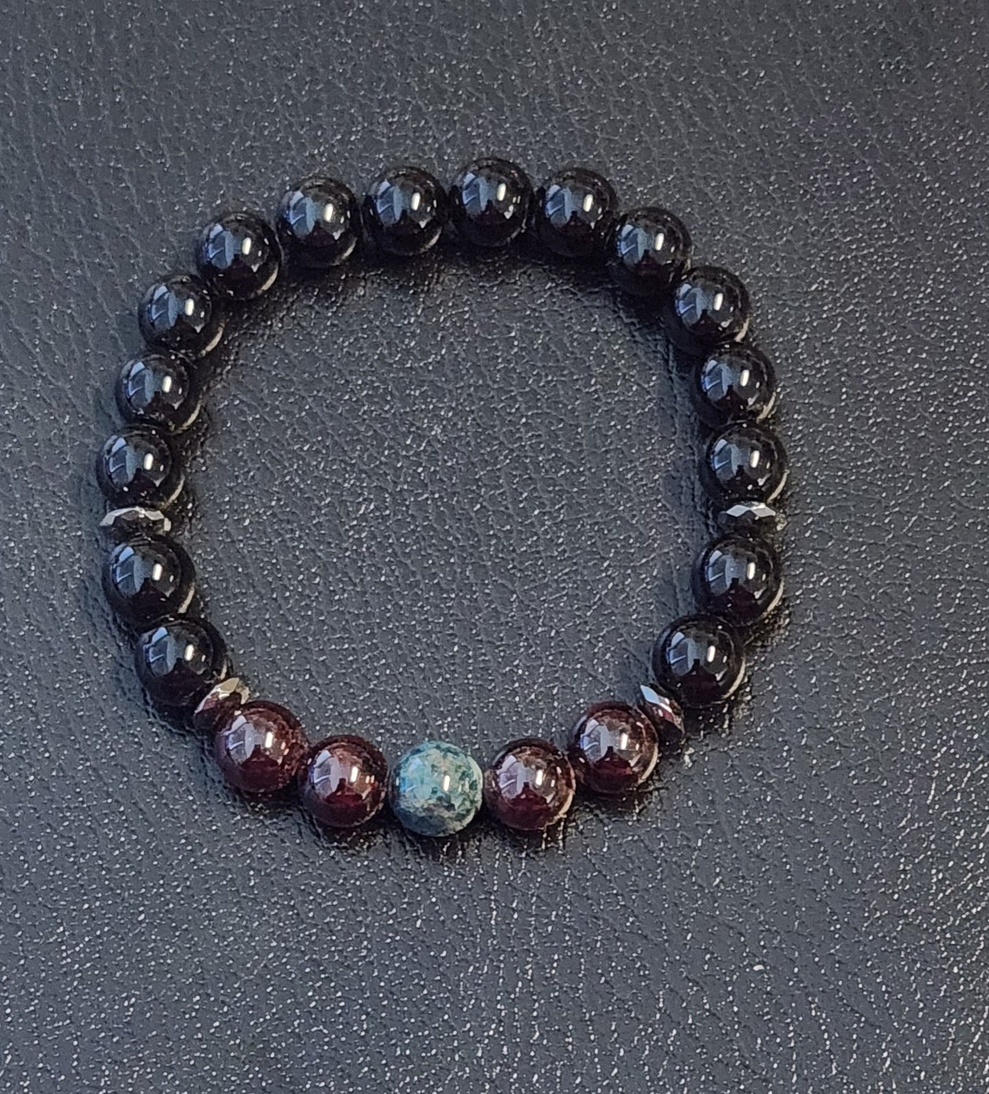 Apatite, Garnet and Onyx bracelet