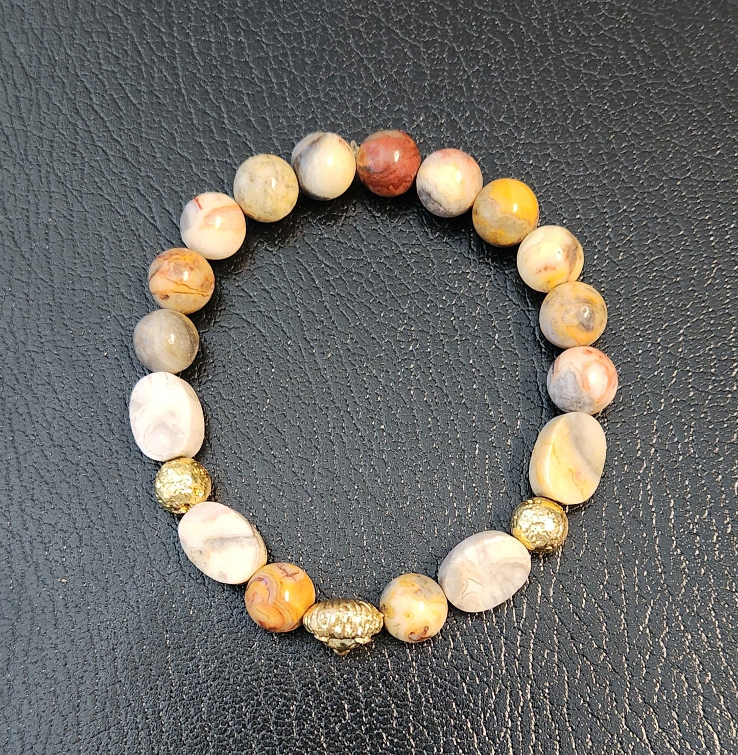 Lion head meets Crazy lace agate