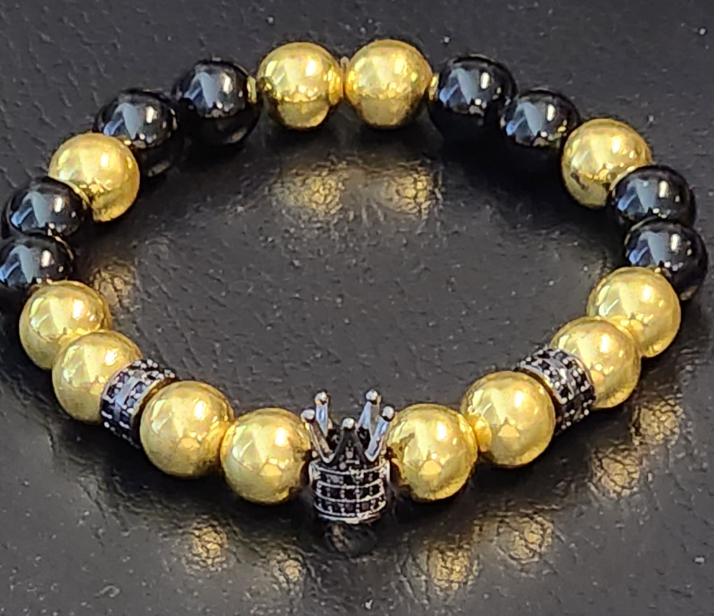 Gold plated Hematite & Onyx bracelet