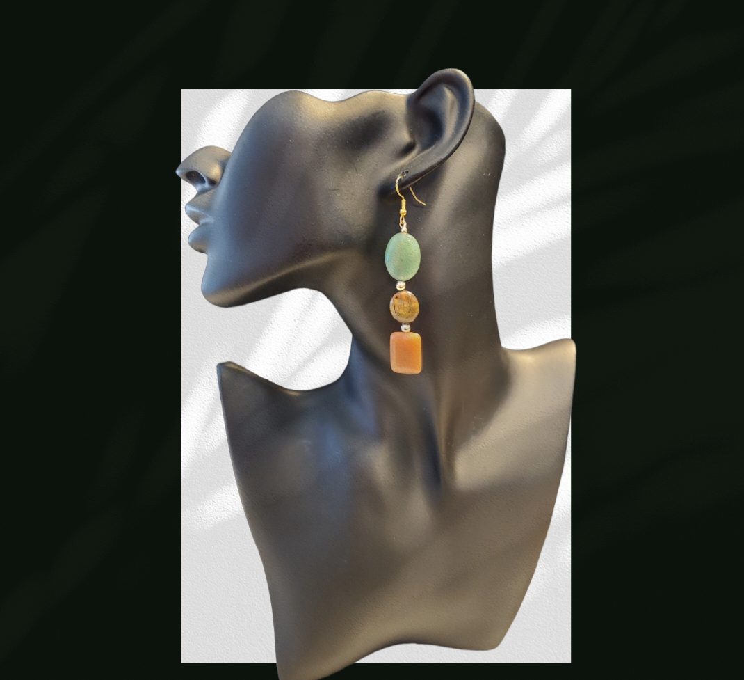 Green aventurine, Tiger's eye and sunstone