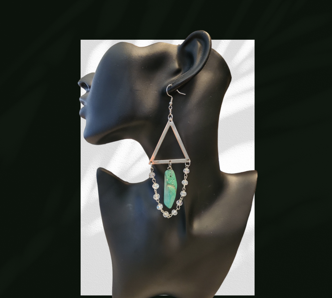 Chrysoprase triangle drops