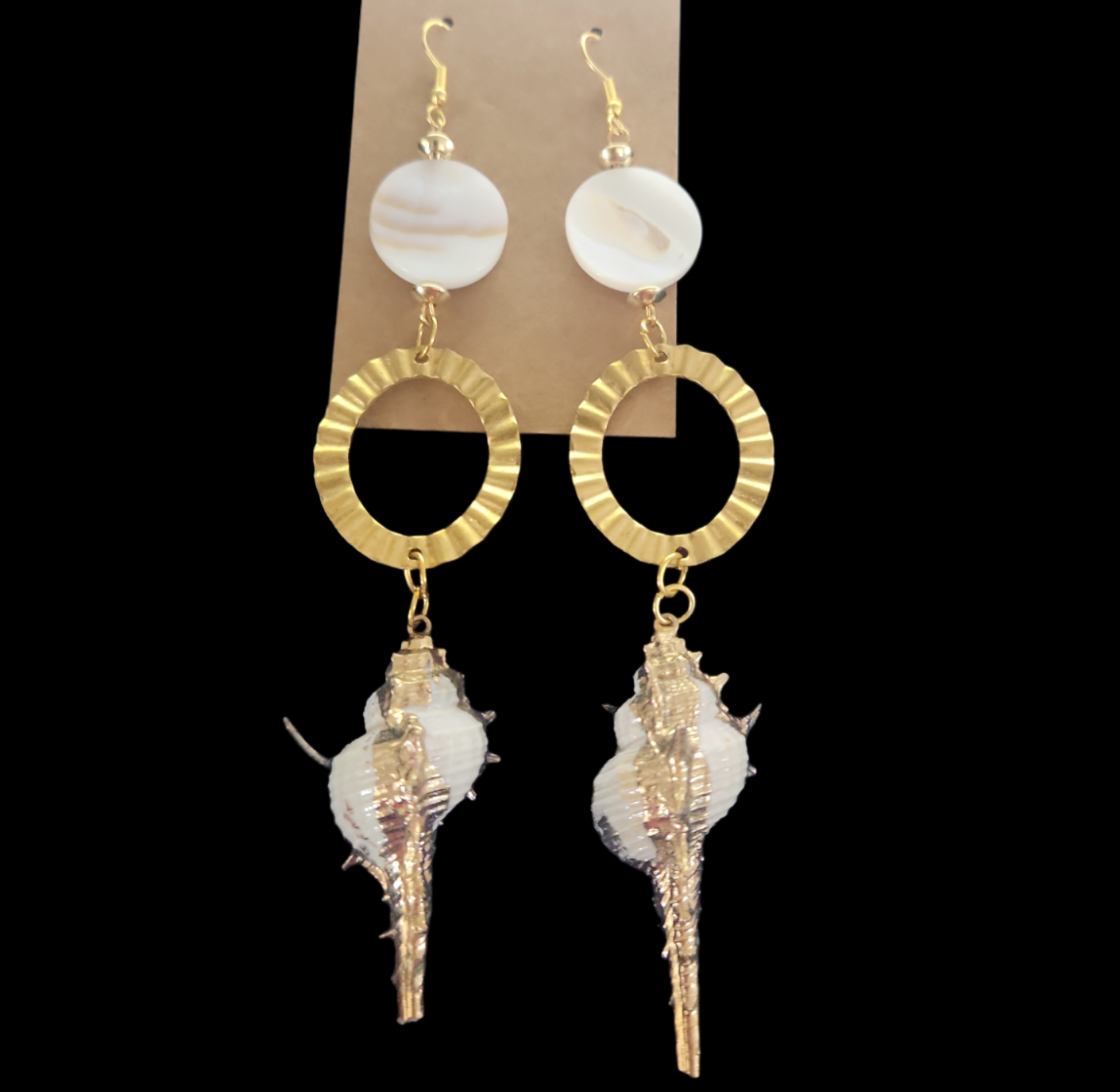 Mother of Pearl and Shell earrings