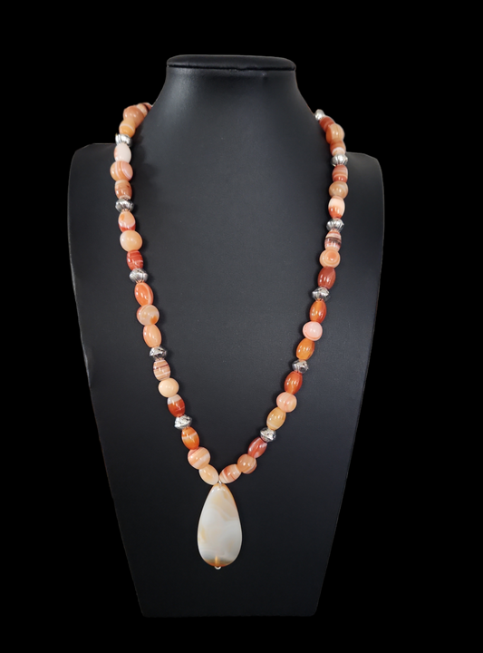 Carnelian necklace and bracelet set