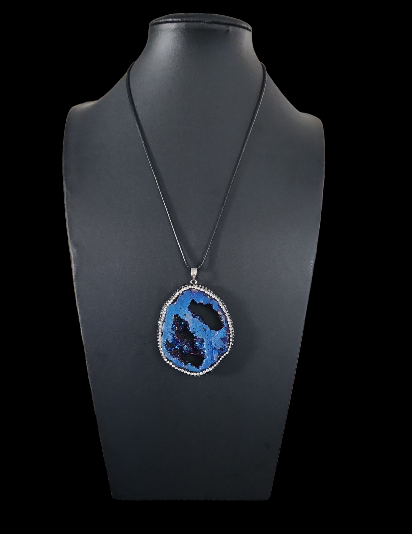 Blue Geode necklace