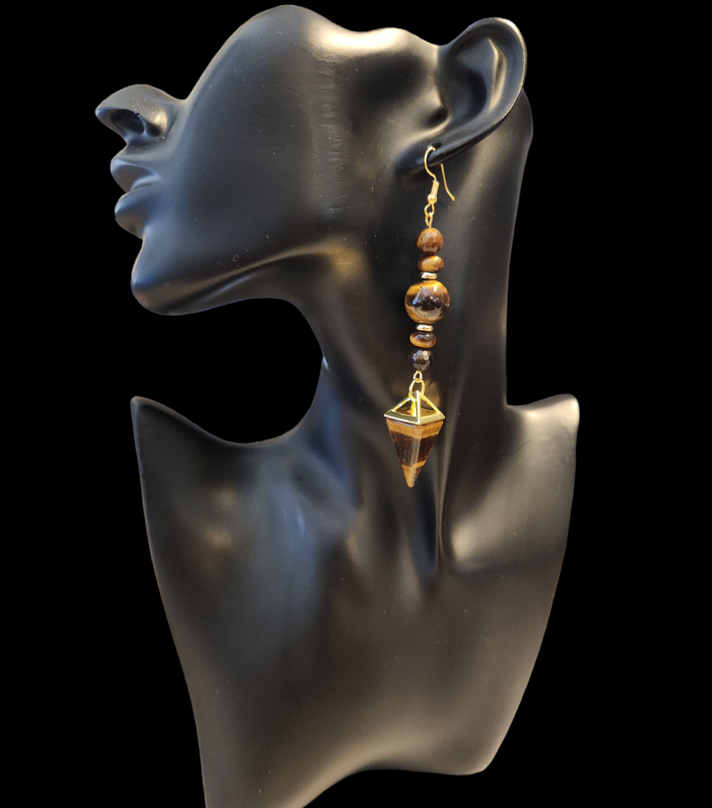 "ON POINTE" Gold tone drop earrings