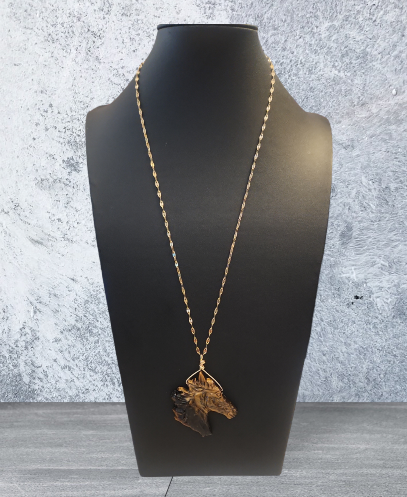 Tiger's eye Horse Necklace