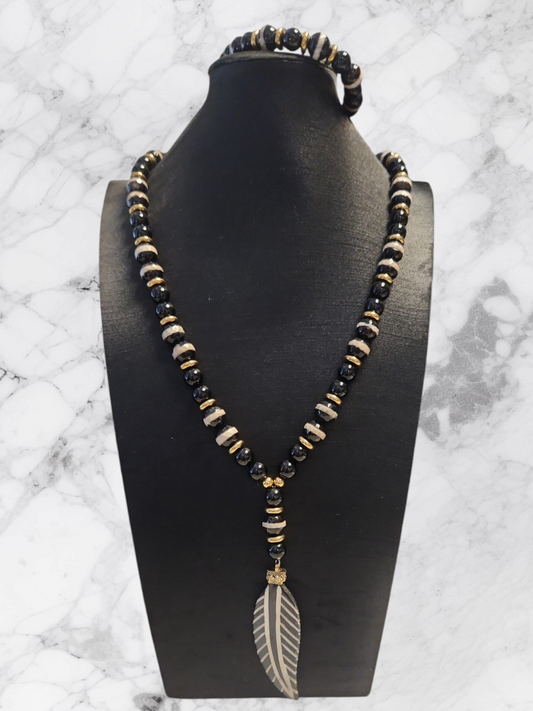DZI Agate Black and Cream stripe Necklace set