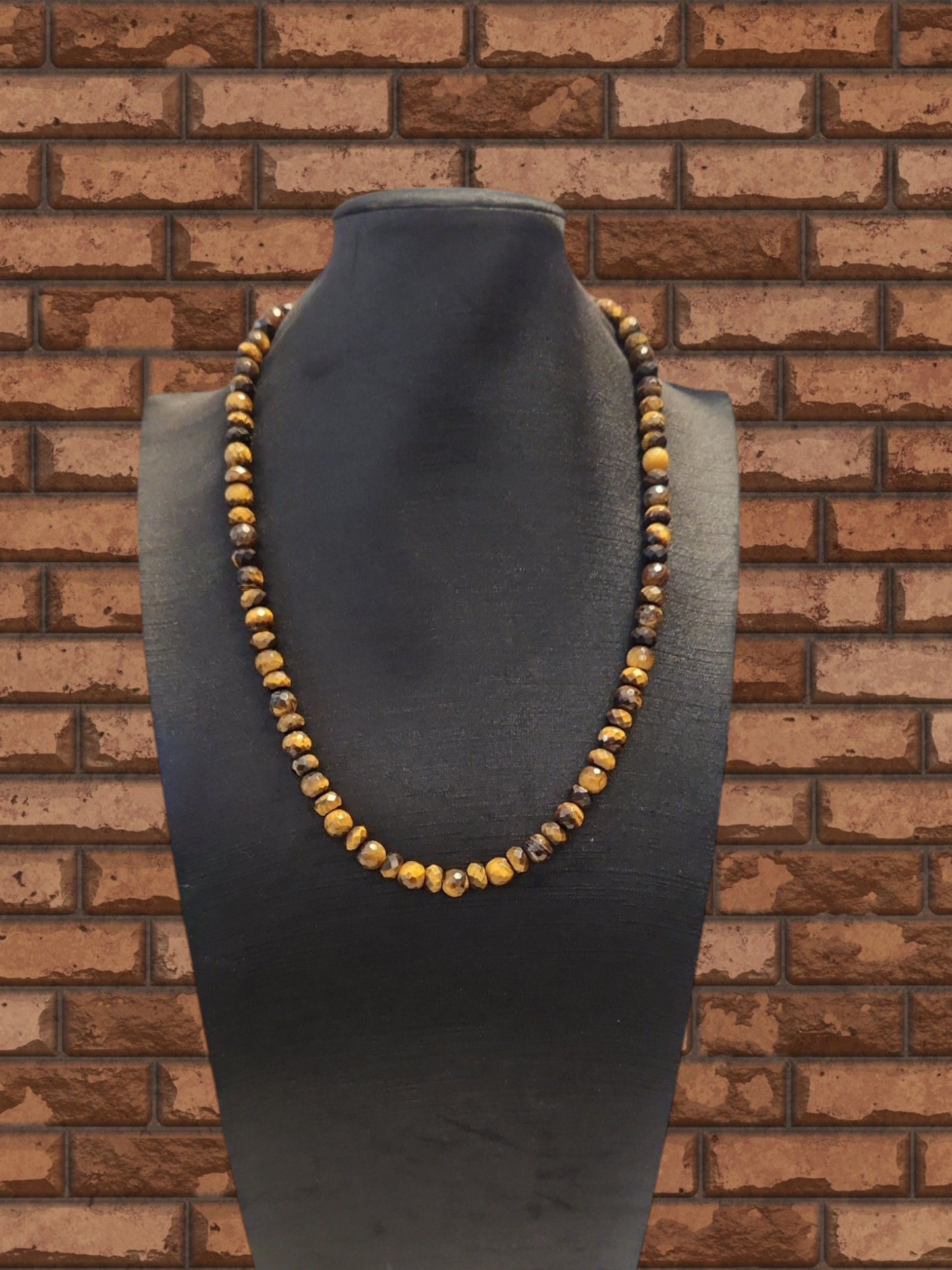 Simple yet stunning Tiger's eye Necklace